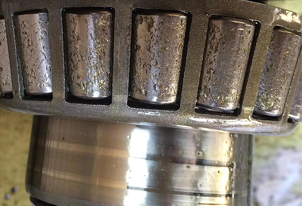 How to identify stainless steel bearing failure?